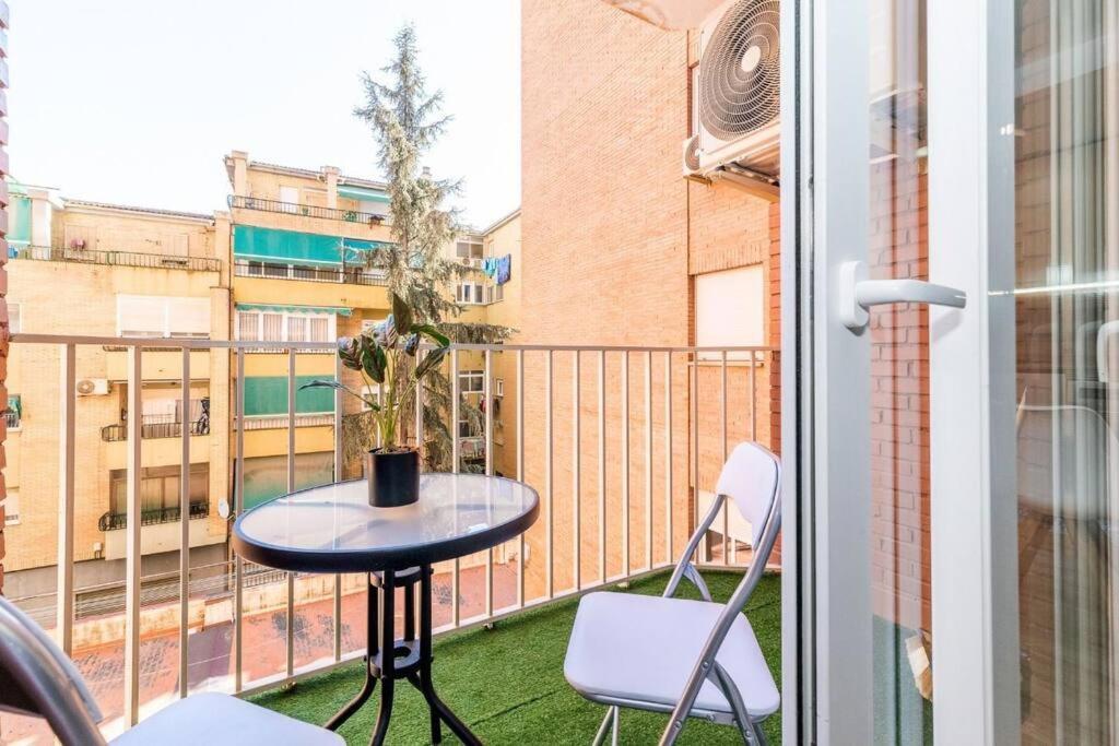 Modern Apartment Close To The City Center And Alhambra Granada Esterno foto