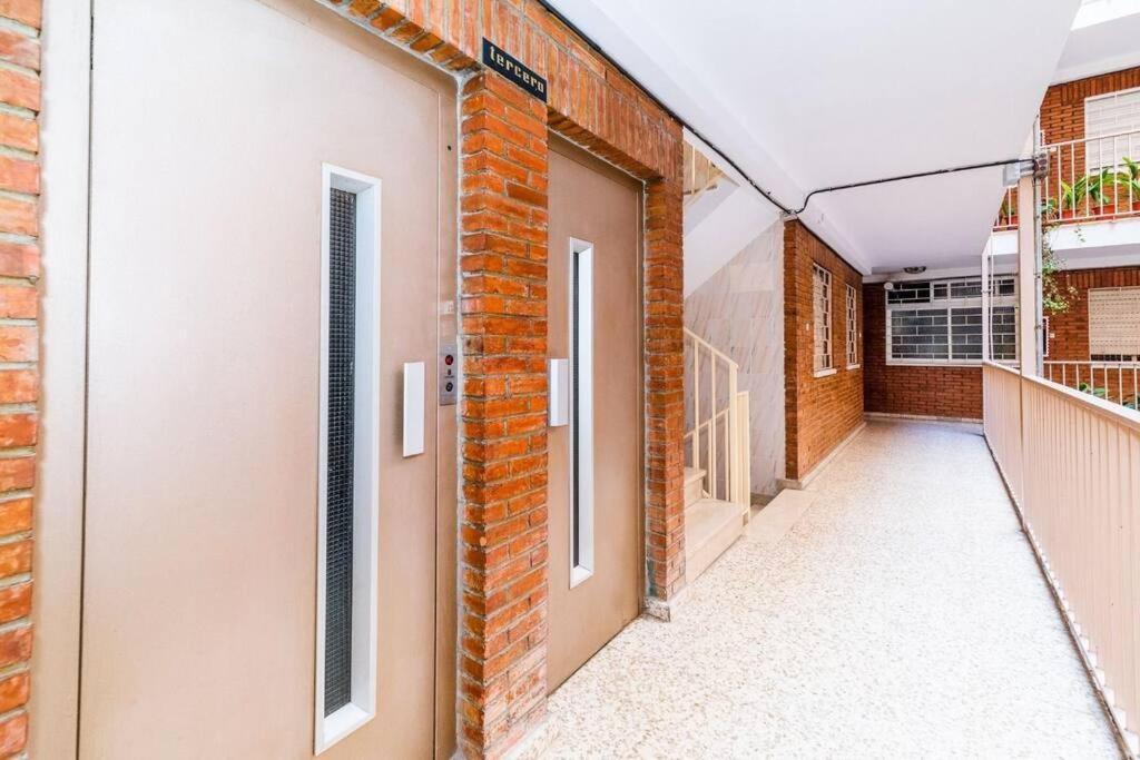 Modern Apartment Close To The City Center And Alhambra Granada Esterno foto