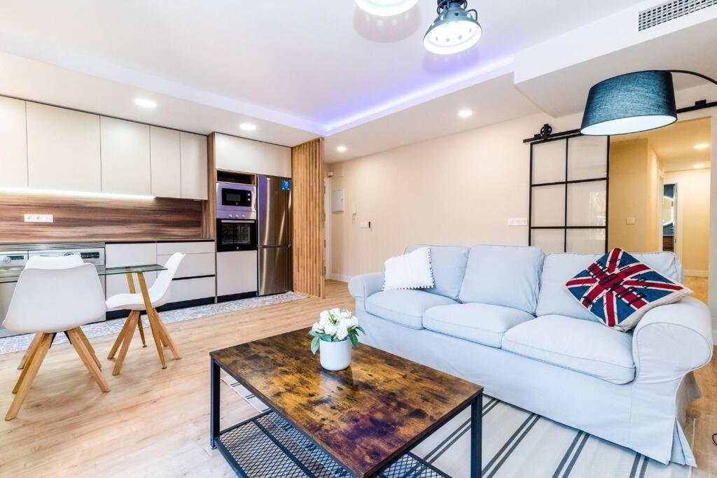 Modern Apartment Close To The City Center And Alhambra Granada Esterno foto