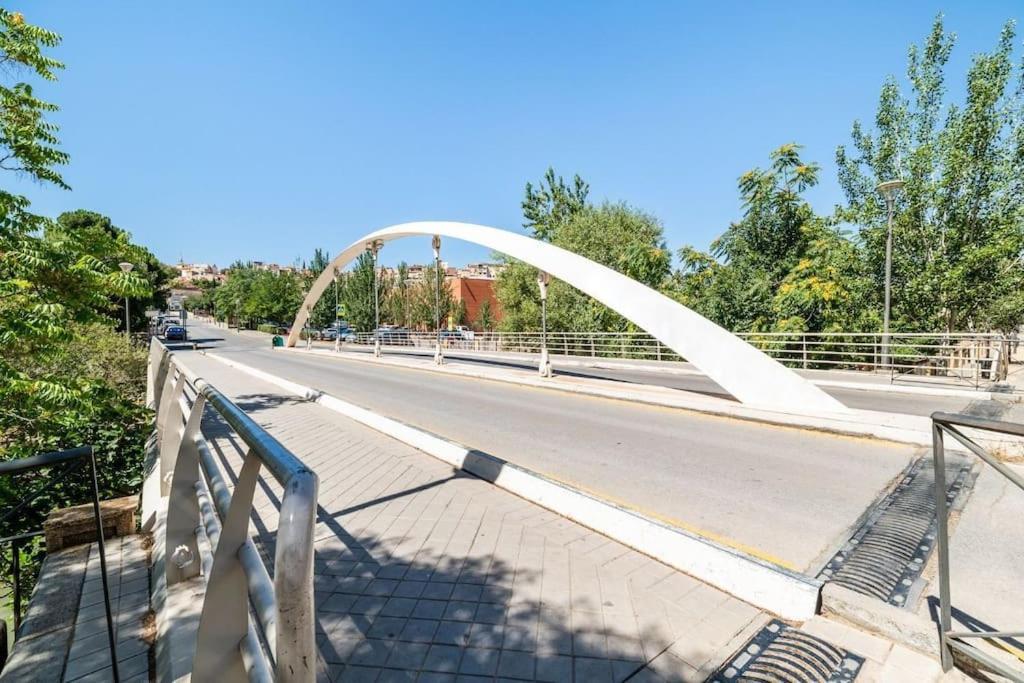 Modern Apartment Close To The City Center And Alhambra Granada Esterno foto