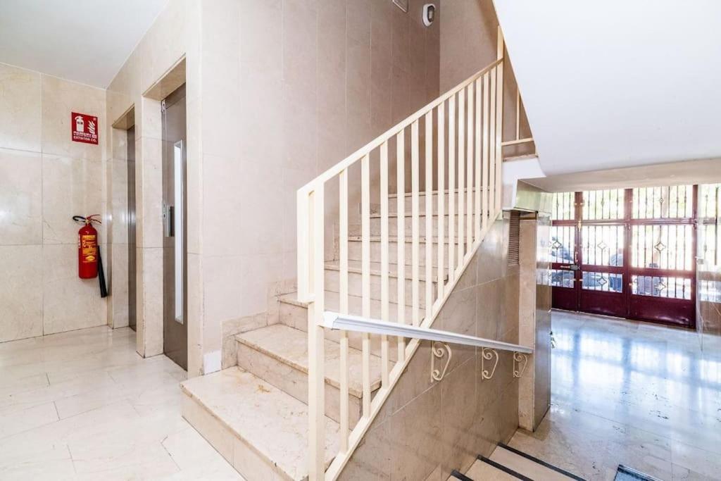 Modern Apartment Close To The City Center And Alhambra Granada Esterno foto